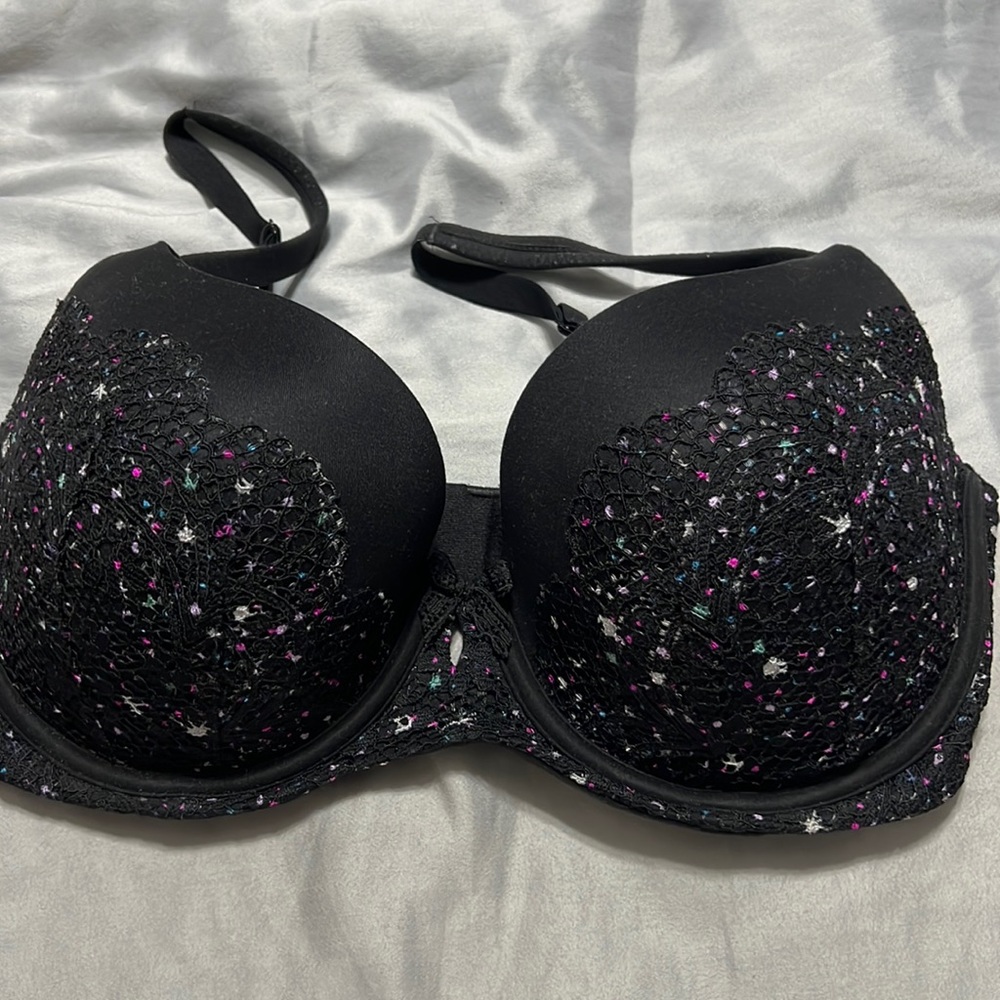 Victoria's Secret Body by Victoria lined Demi 34DDD